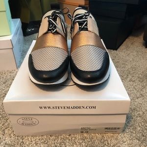 Steve Madden Sneakers